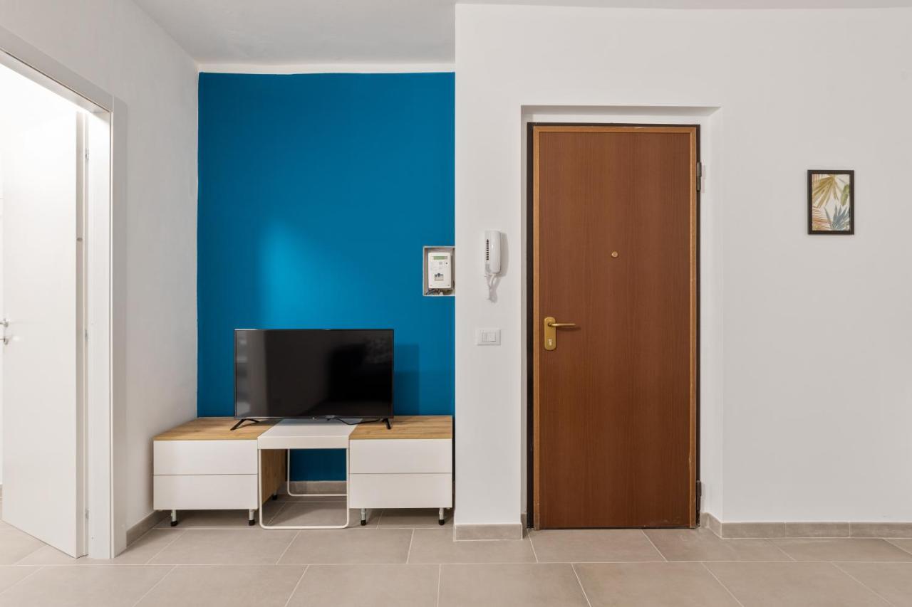 Appartamento Staurenghi Blu - Affitti Brevi Italia Varese Exterior foto
